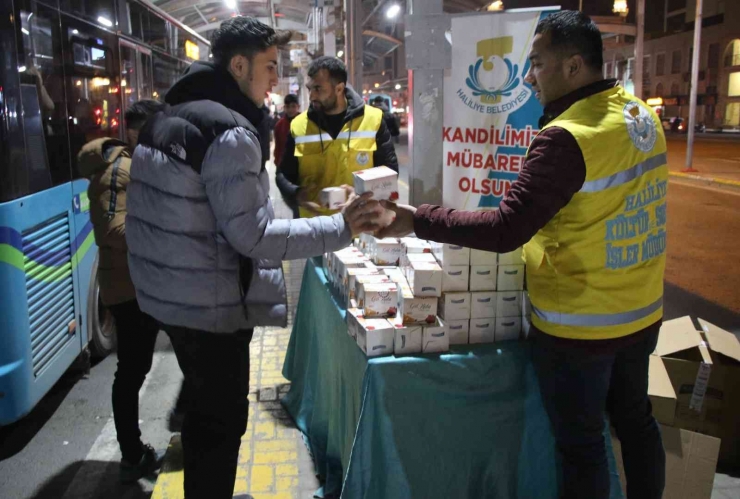 Haliliye’de Vatandaşlara Kandil Simidi İkramı