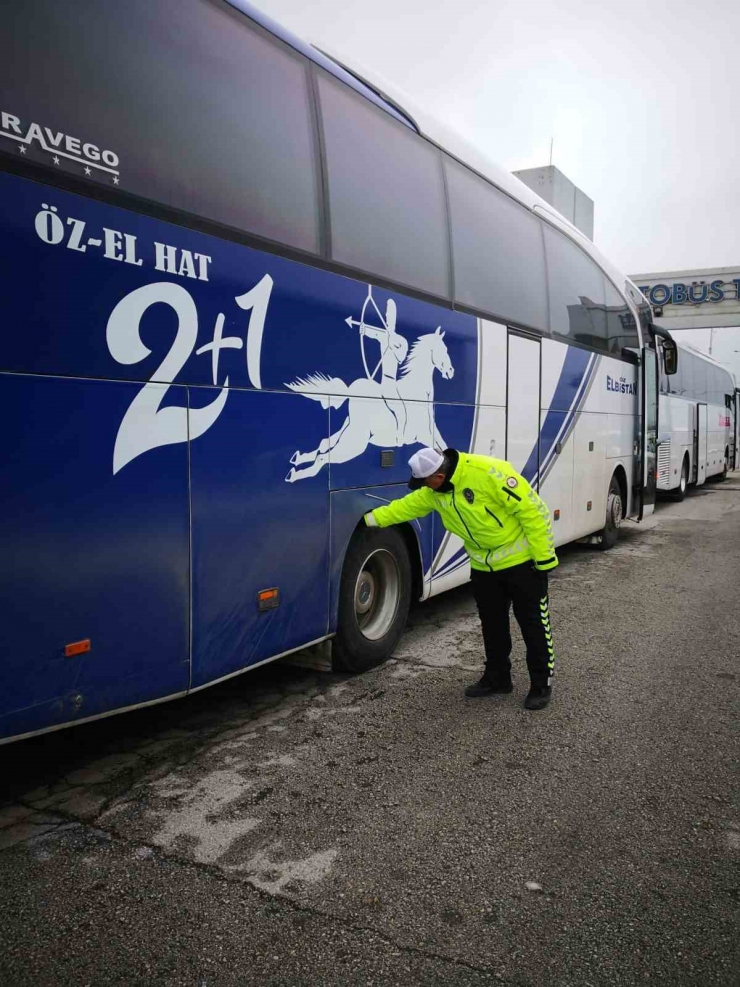 Polisten Kış Lastiği Denetimi