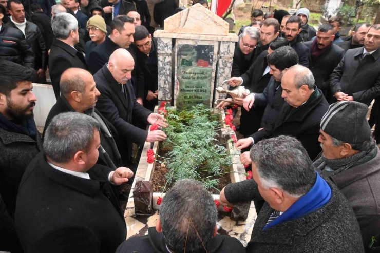 Ahmet Kerse Mezarı Başında Dualarla Anıldı