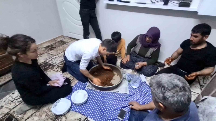 Fransız Turist Çift Köy Hayatını Yaşadı