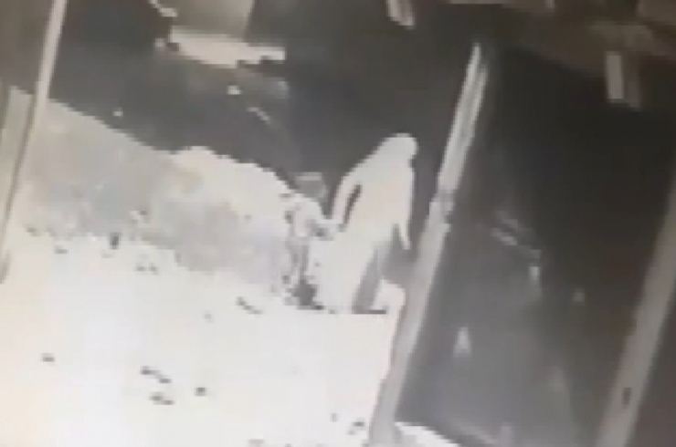 Cani Anne Elinden Tuttuğu Kızını Boğarak Öldürmeye Götürmüş