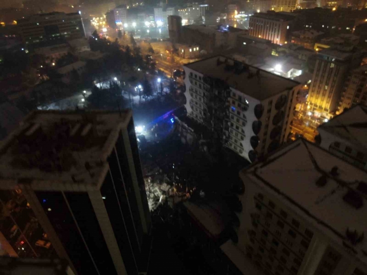 Diyarbakır’ı Deprem Vurdu: 7 Bina Yıkıldı, 6 Kişi Hayatını Kaybetti