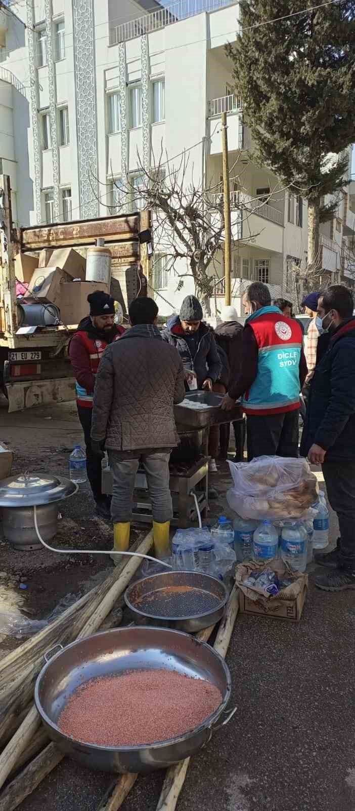 Dicle’den Adıyaman’a Sıcak Yemek Servisi