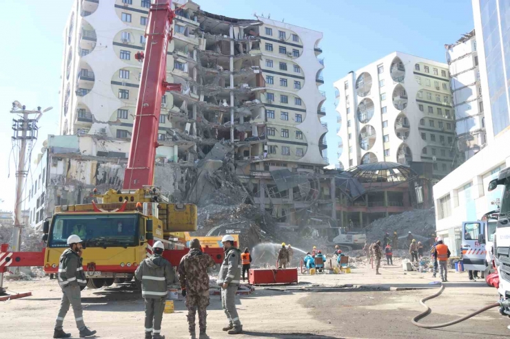 Diyarbakır’da 7 Enkaz Alanından 5’incisi Tamamlandı