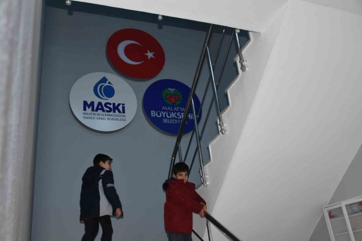 Malatya Büyükşehir Belediyesine Bağlı Tesisler Depremzedeleri Ağırlıyor