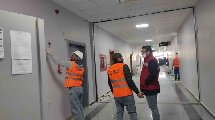 Şanlıurfa Büyükşehir’den Adıyaman’a Bakım Ve Onarım Çalışması