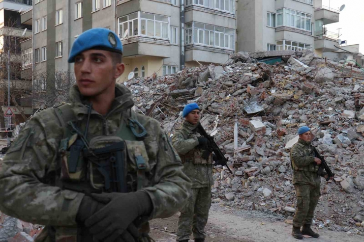 Malatya’da İki Noktada Arama Kurtarma Çalışması Devam Ediyor