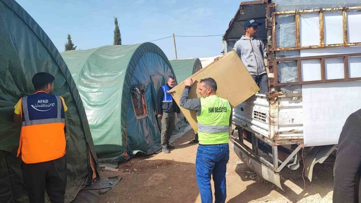 Hani’den Adıyaman’daki Depremzede Çocuklara 6 Bin Oyuncak