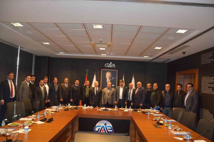 Halı Sektör Kurulu Gaziantep’te Toplandı