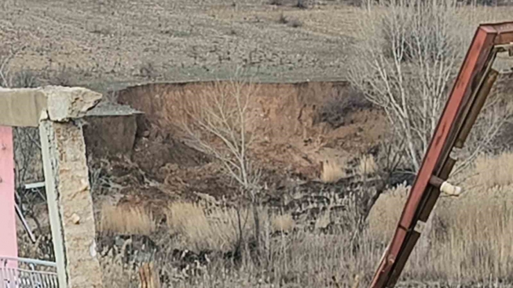 Deprem Bölgesi Malatya’da 10 Günde İkinci Heyelan Tedirgin Etti