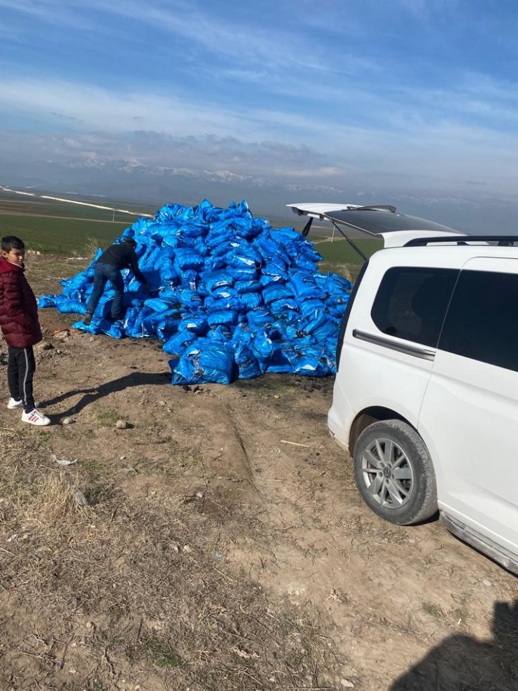 Gaziantep’te Depremden Etkilenen Hayvan Üreticilerine Destek