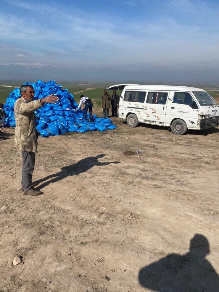 Gaziantep’te Depremden Etkilenen Hayvan Üreticilerine Destek