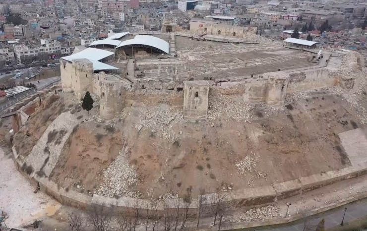 Gaziantep’te Depremde Zarar Gören Tarihi Yapılar Restore Edilecek