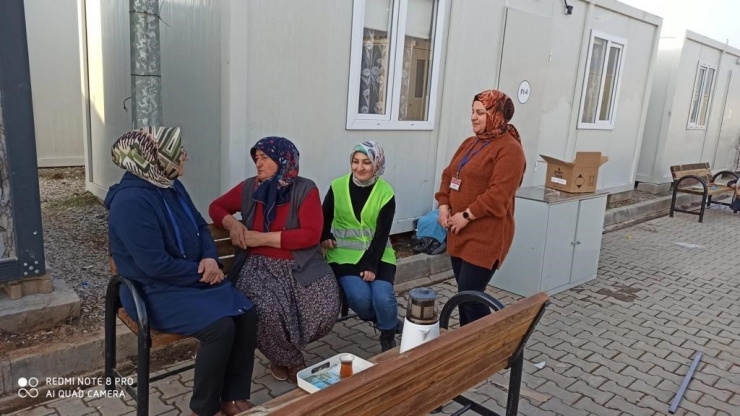 Mahire Teyze: "devlet Yok Diyeni Allah Kör Eder"