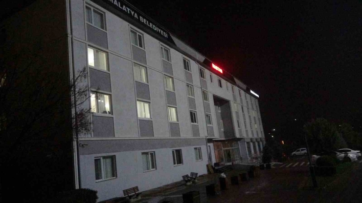 29 Yaşındaki Genç Nakil Beklediği Hastane Otelinin Banyosunda Ölü Bulundu