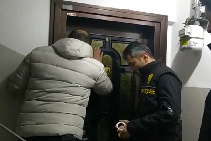 Diyarbakır’da Fuhuş Çetesine “kıskaç” Operasyonu: 7 Gözaltı