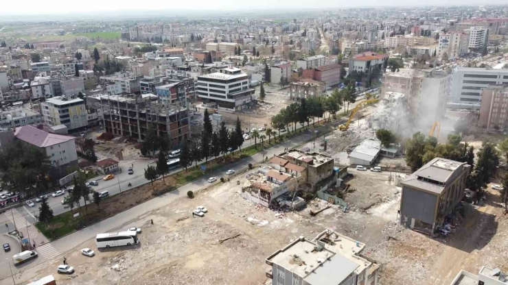 Adıyaman’da Enkaz Kaldırma Yüzde 70, Acil Binaların Yıkımı İse Yüzde 42’ye Ulaştı