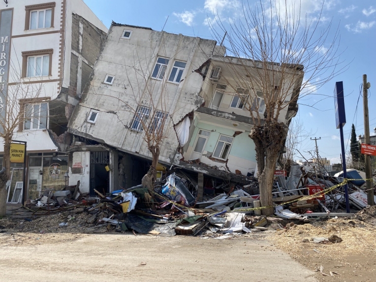 Adıyaman’da Enkaz Kaldırma Yüzde 70, Acil Binaların Yıkımı İse Yüzde 42’ye Ulaştı