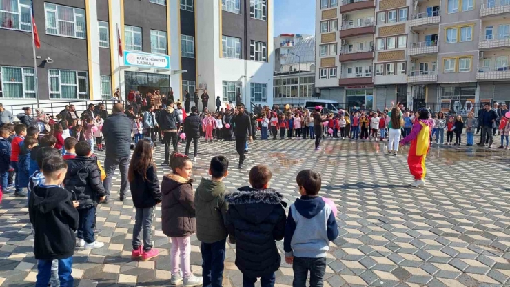 Adıyaman’ın İlçelerinde Eğitim Ve Öğretim Yeniden Başladı