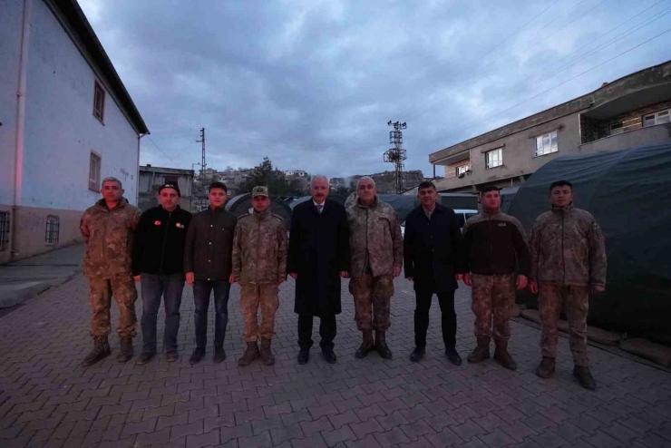 Fadıloğlu, İftar Öncesi Atalar Sakinleriyle Bir Araya Geldi