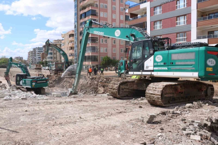 Şanlıurfa’da 17 Kişinin Öldüğü Selin Ardından Derelerde Çalışma Başlatıldı