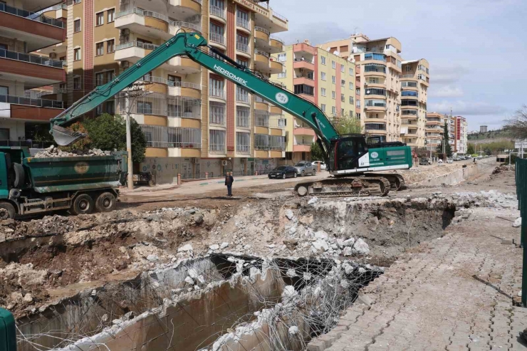 Şanlıurfa’da 17 Kişinin Öldüğü Selin Ardından Derelerde Çalışma Başlatıldı