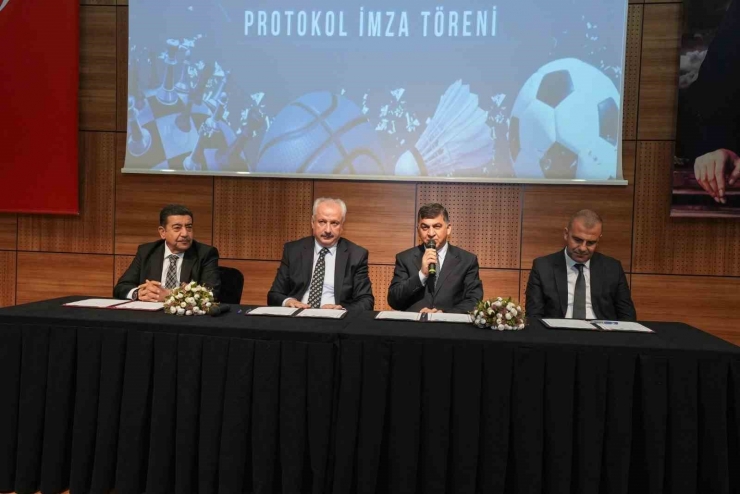 Fadıloğlu’ndan Eğitim Ve Spora Tam Destek