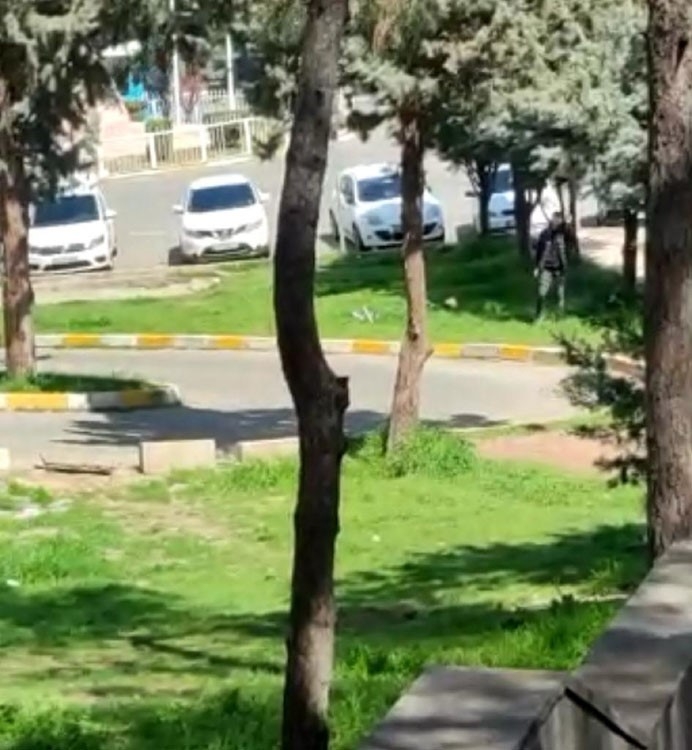 Önce Öldürdü, Sonra Teslim Olmak İçin Polisi Bekledi