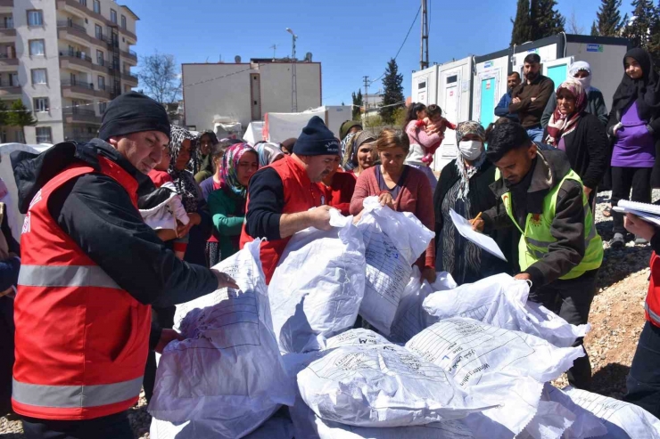 Şahinbey Adıyaman’a Desteğini Sürdürüyor