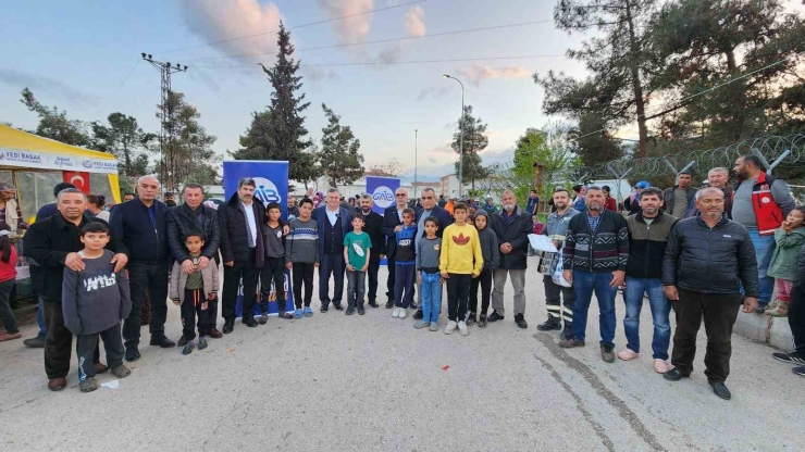 Gaziantepli Halıcılar Depremzedelerle İftarda Buluştu