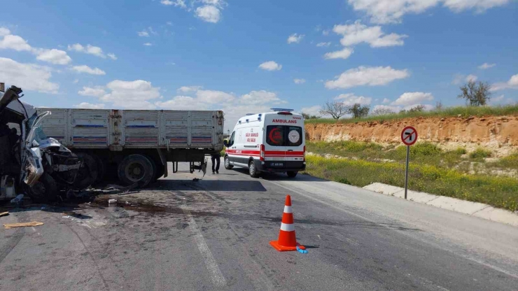 Nizip’te Feci Kaza: 2 Ağır Yaralı