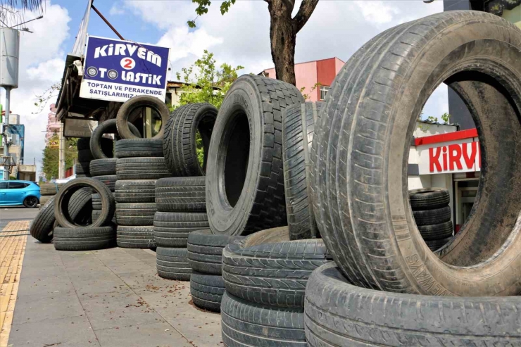 Uzmanından Uyarı: “mevsiminde Kullanılmayan Lastik, Kazaya Sebebiyet Verebilir”