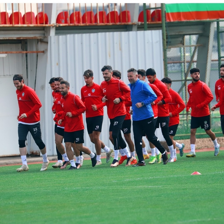 Amedspor’da Zorlu Play-off Virajı