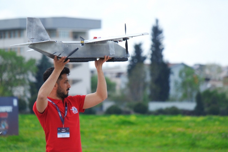 Gaün Öğrencileri Teknofest’te Üstün Başarı Sergiledi