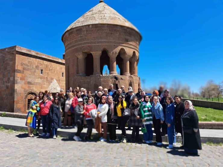 Yenişehir Belediyesi’nden Kültür Gezisi