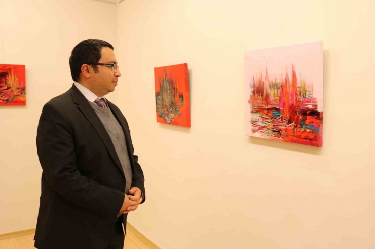 Ressam Kodaman’ın Sanko’da Açtığı Sergi Devam Ediyor