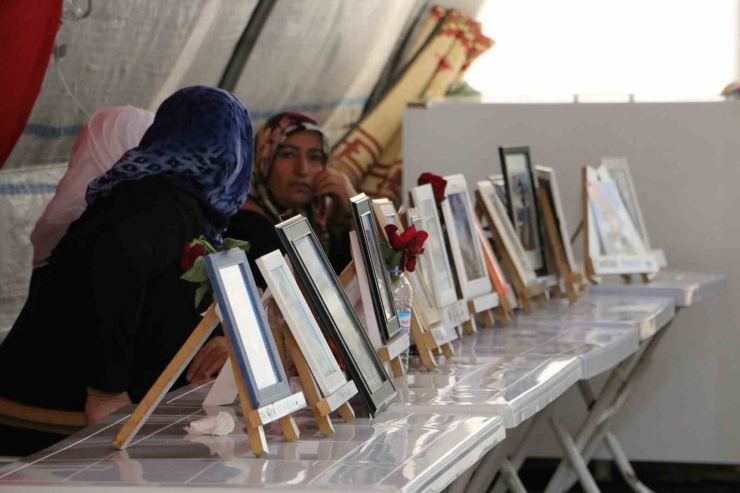 Diyarbakır Annelerinden Hatice Levent: “oralar Senin Yerin Değil Çık Gel”