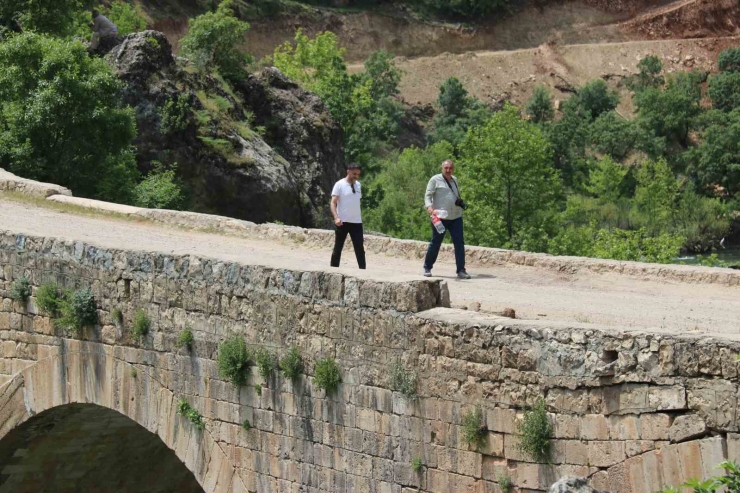 Yerleşimi İlk Çağ’a Dayanan Diyarbakır’ın Saklı Cenneti İhtişamını Koruyor