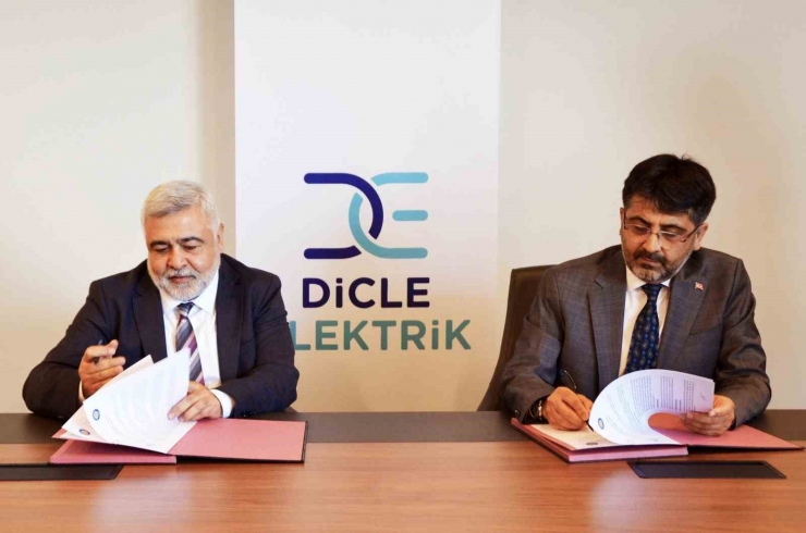 Dicle Elektrik İle Dicle Üniversitesi Arasında İş Birliği Protokolü İmzalandı