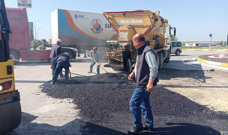 Adıyaman’da Yıpranan Yollar Onarılıyor