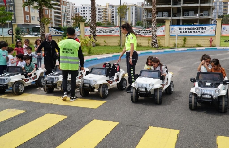 Haliliye’de Çocuklara Trafik Kültürü Aşılanıyor