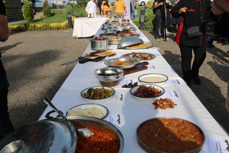 Diyarbakır’ın Yöresel Lezzetleri Tarihi İlçede Tanıtıldı