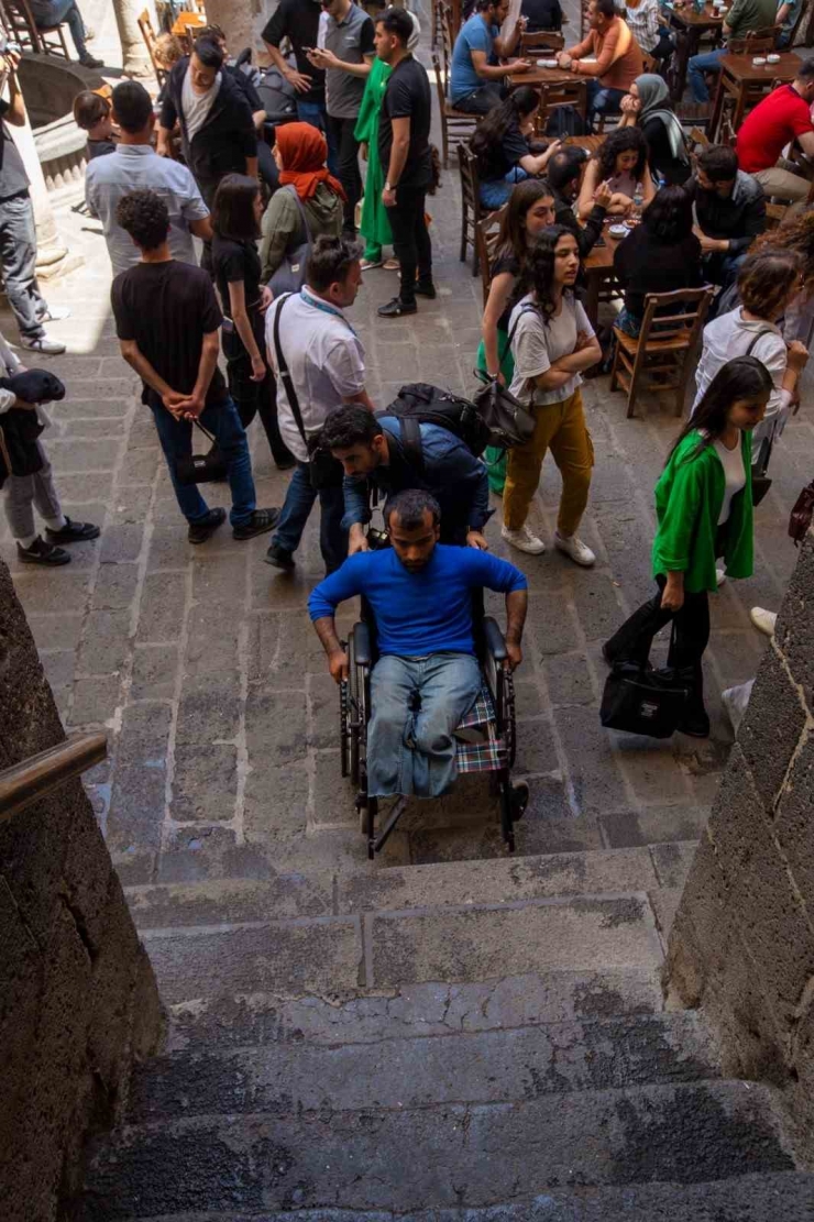 Fotono21 Derneği Üyeleri Engelliler İçin Çekim Yaptı