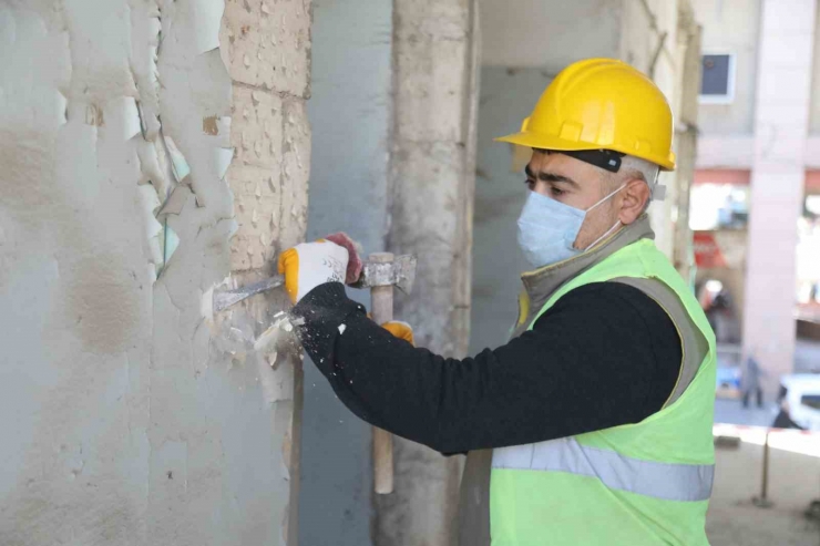 Beyazgül Şanlıurfa’da Tarihe Işık Tutuyor