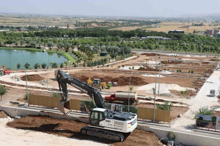 Şanlıurfa’da Park Çalışmaları Sürüyor