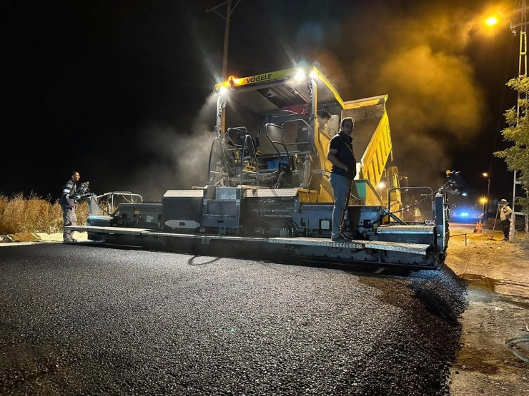 Yol Yapım Çalışmaları Devam Ediyor