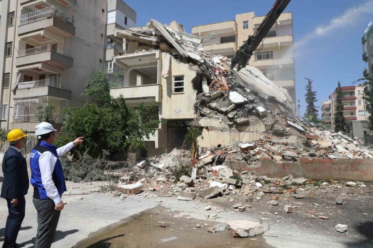 Şanlıurfa’da Depremin İzleri Siliniyor