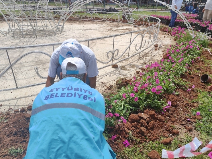 Eyyübiye Parklarla Güzelleşiyor