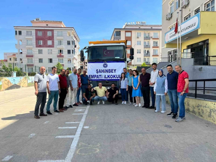 Gaziantep Şahinbey Empati İlkokulu Eğitimcilerinden Duyarlı Davranış