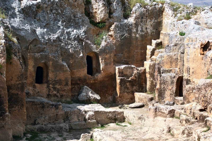 Diyarbakır’da 12 Bin Yıllık Tarih Havadan Görüntülendi